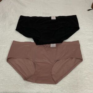 NWT Woman’s 4 pair of Auden Seamless Hipster panties